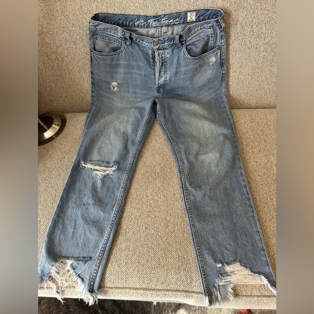 Free People Distressed Jeans